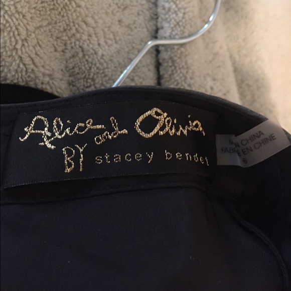 Alice and Olivia 100% Silk Gunmetal Skirt STUNNING - Picture 5 of 8