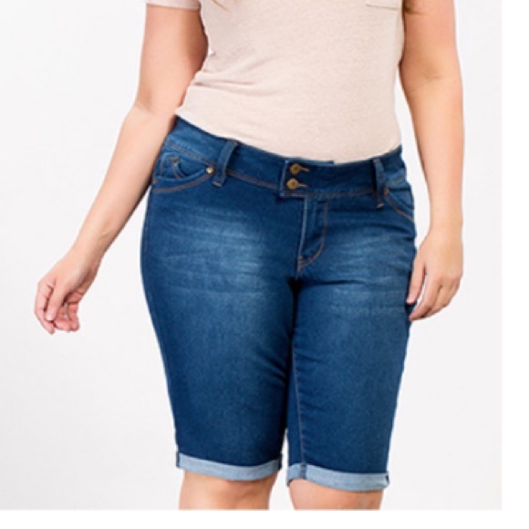 royalty for me wannabettabutt shorts