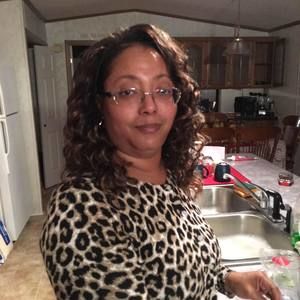 Meet your Posher, Estelle