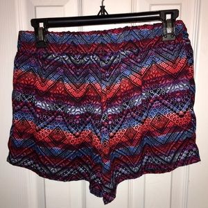 Women's Body Central patterned shorts size Medium