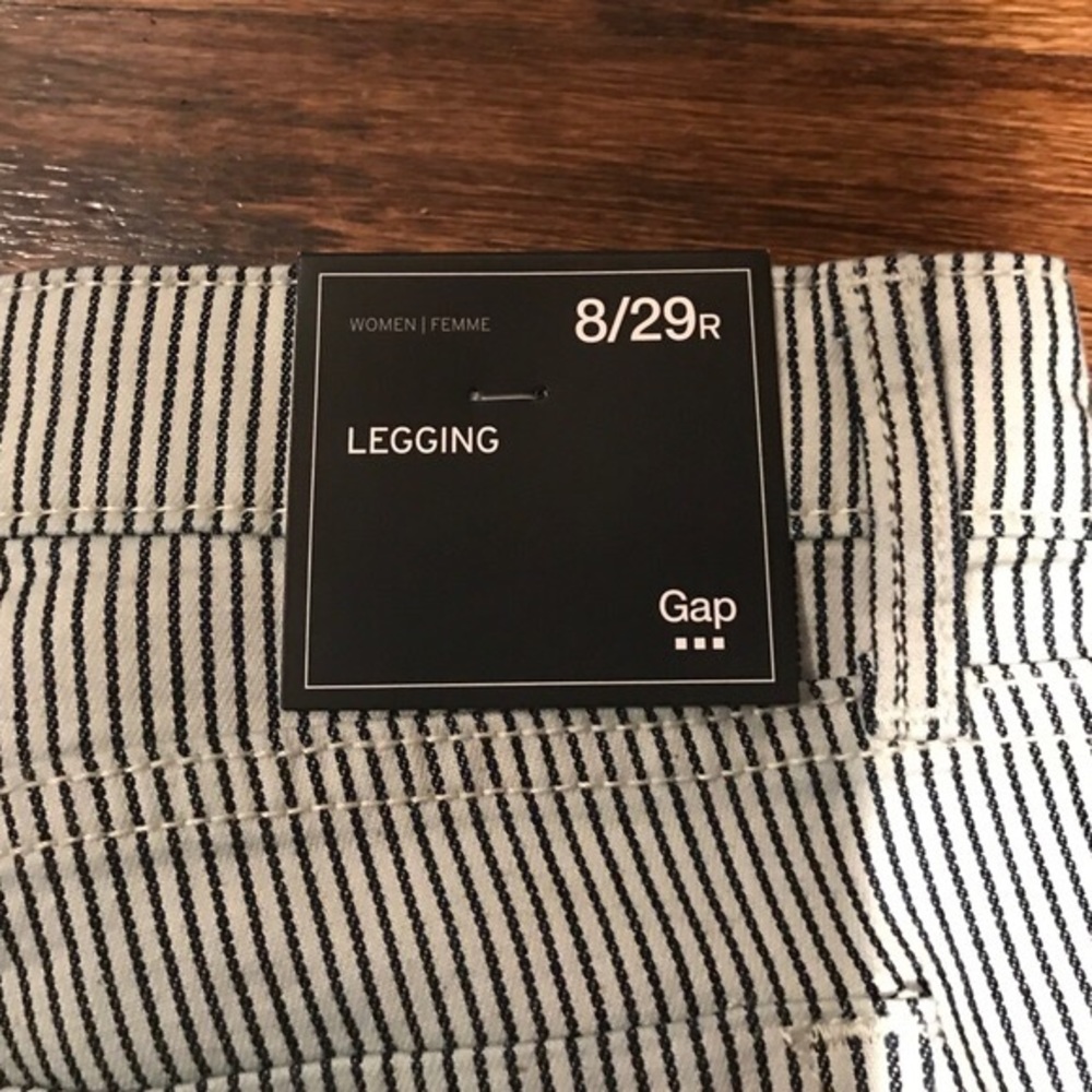 Gap Factory Legging Jean size 8 /29