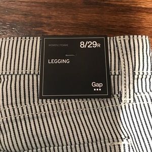 Gap Factory Legging Jean size 8 /29