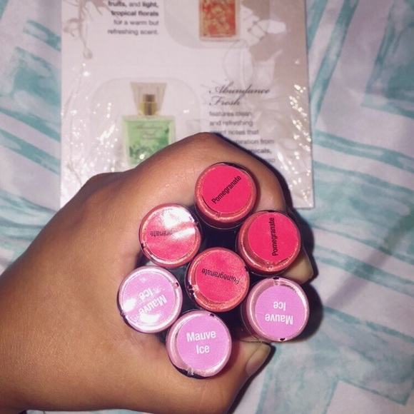 Lipsense - Picture 2 of 2