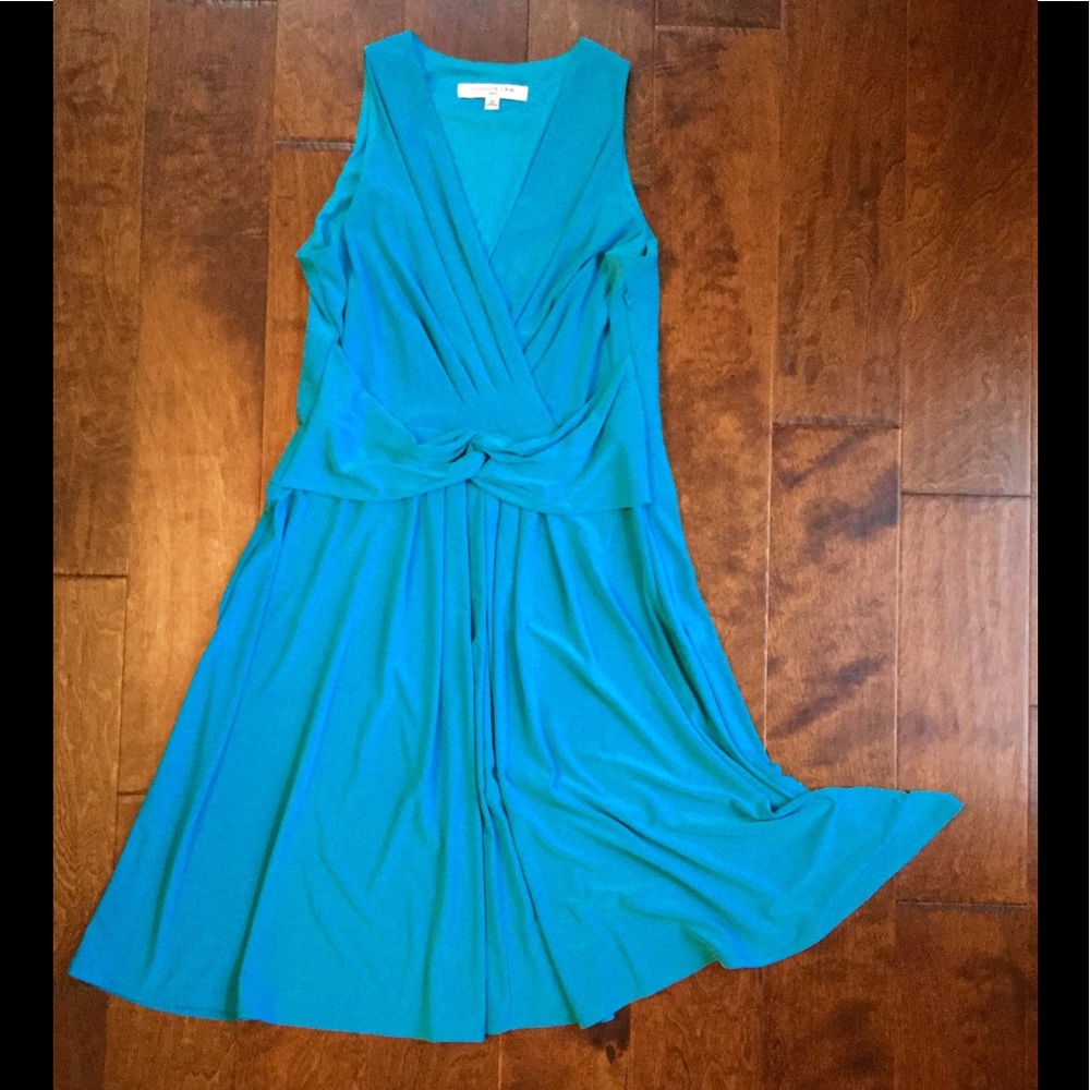 DONATING IN A WEEK! Blue Evan Picone dress!