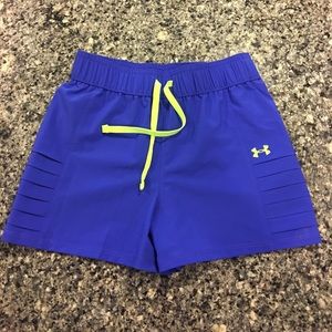 Never worn Under Armour shorts, small