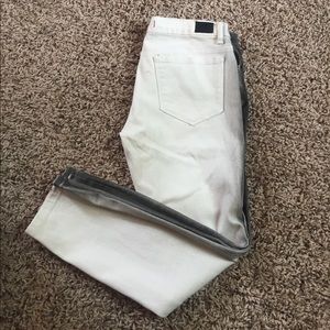 BDG mid rise grazer style kapris size 29