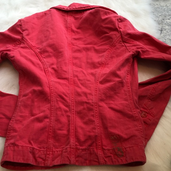 Distressed denim jacket - Picture 4 of 6