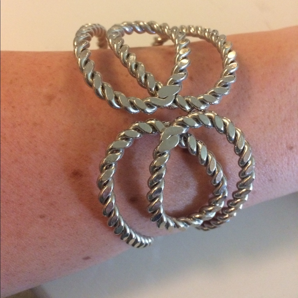 Loopy twisted rope style hinged cuff bracelet