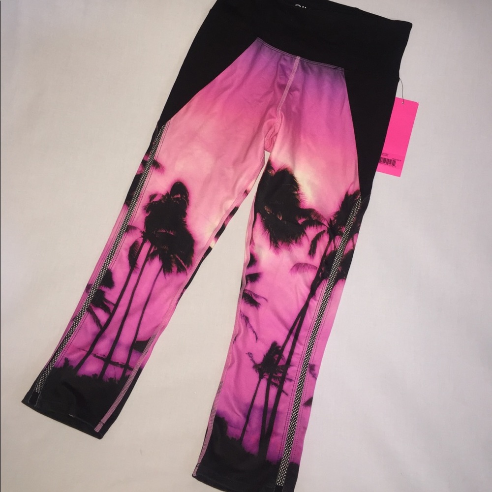Betsey Johnson S crop leggings