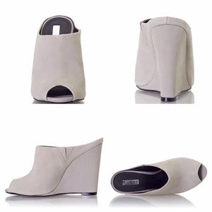 Schutz | Carmins Open Toe Mules