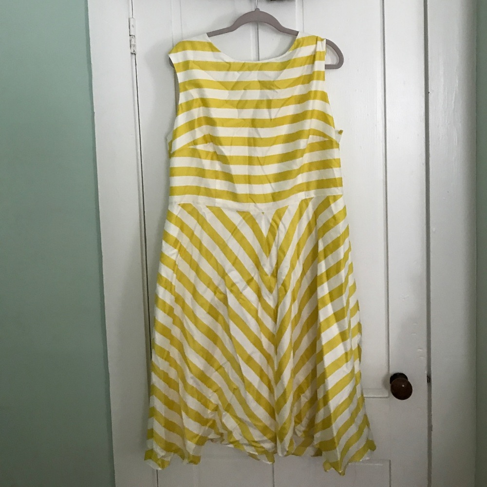 White and yellow striped dress. Fully lined.