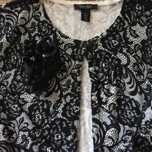 NWOT White House Black Market Lace Look Cardi Sz l