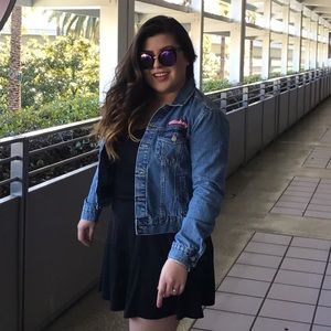 Meet your Posher, Keiry