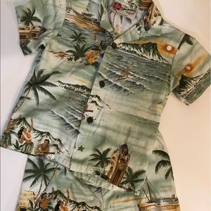 Hawaiian shorts and shirt outfit