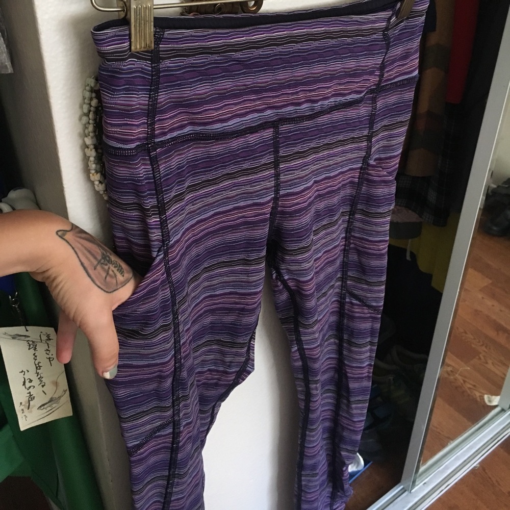 Lululemon purple tights