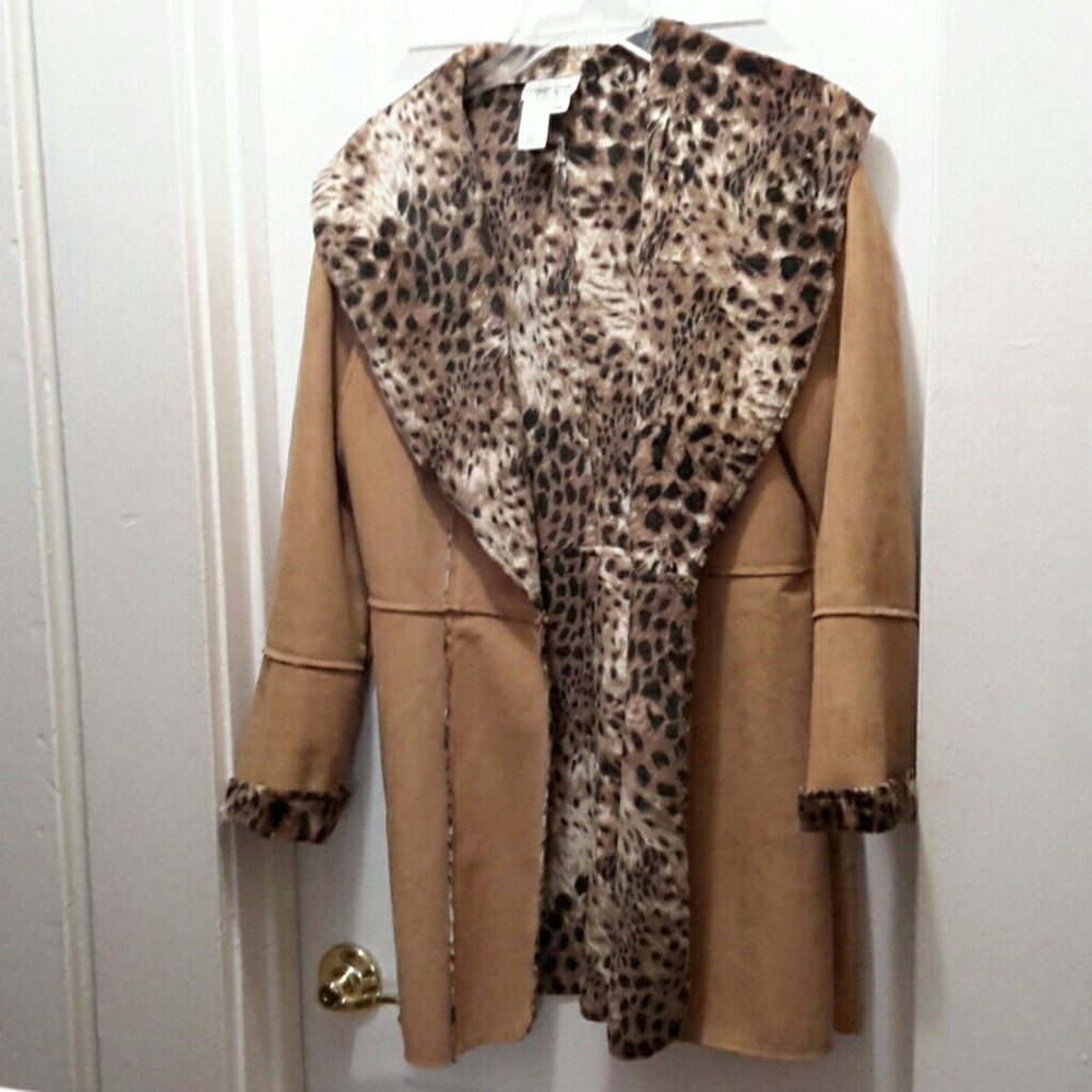 Faux suede coat w faux leopard fur inside.