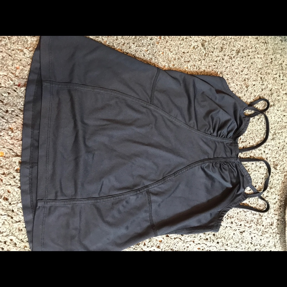 Black simple tank