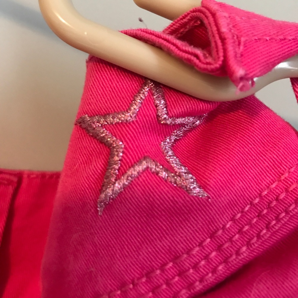 Pink capris. - Picture 3 of 4