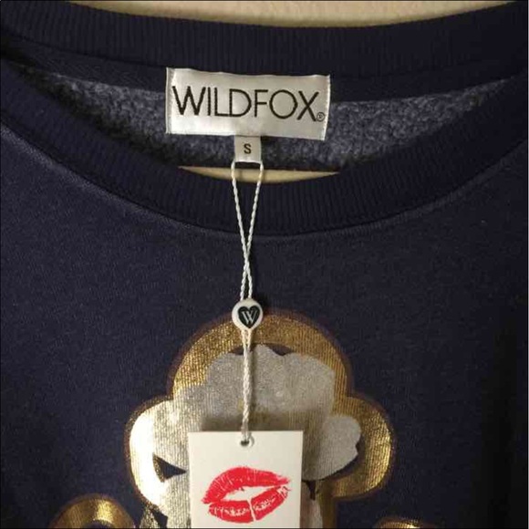 New Celtic Rose Cross Pullover - Picture 4 of 4