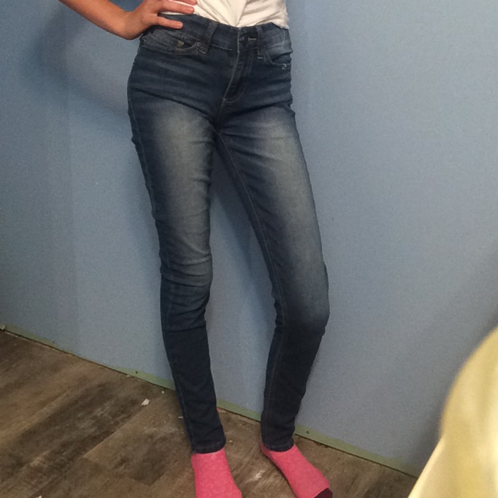 High waisted jeans