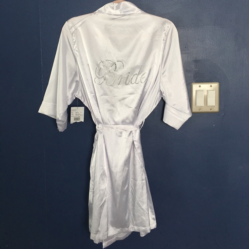 David's Bridal White Bridal Robe