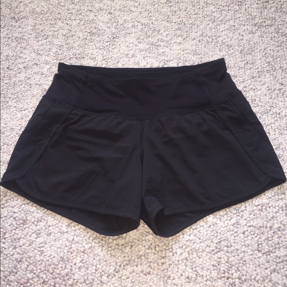 Lululemon Shorts Size 4