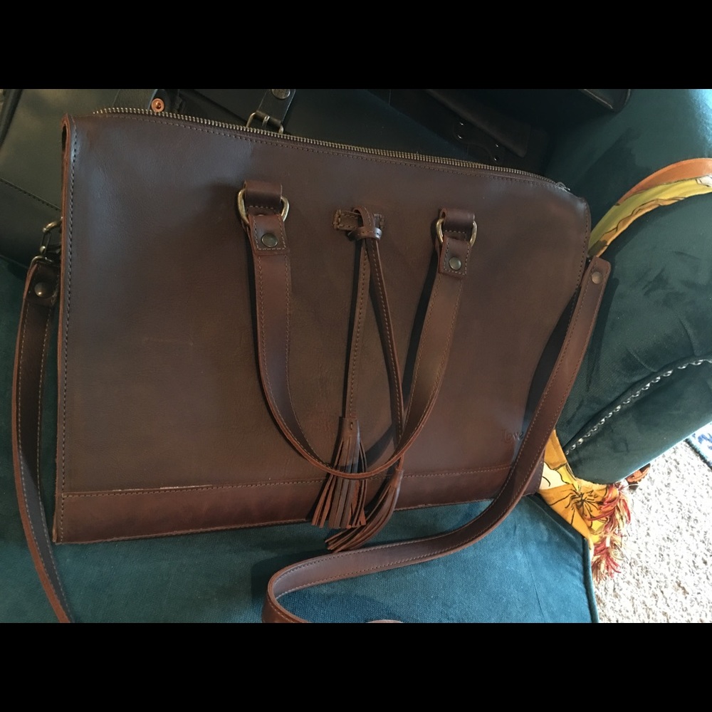 Love41 Laptop Crossbody Carrier .... Excellent