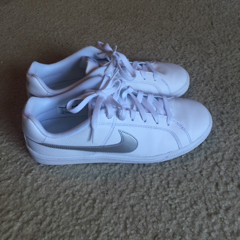 Nike women's sneakers