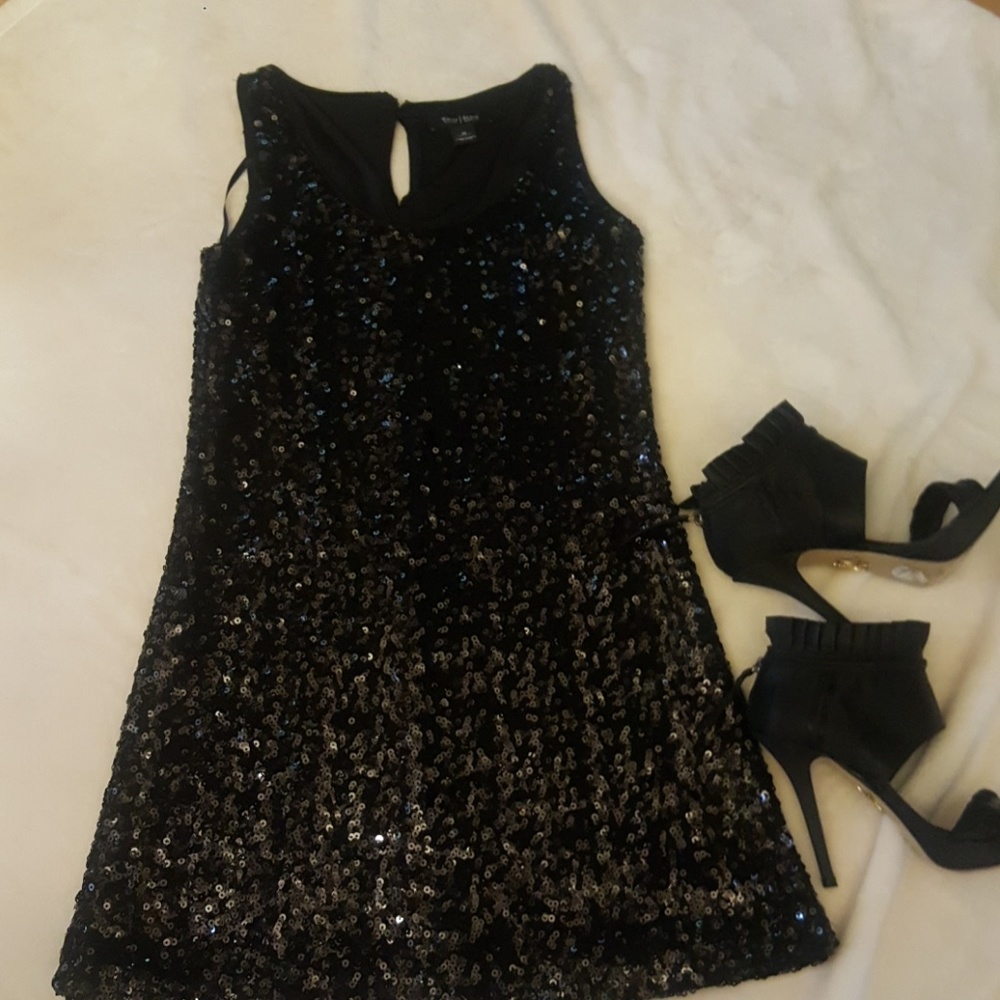 Black sequins mini dress