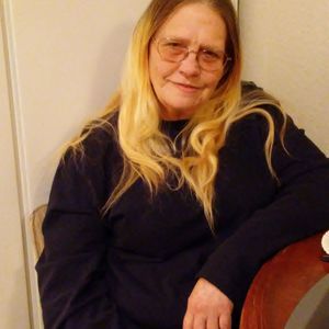 Meet your Posher, Cherrie