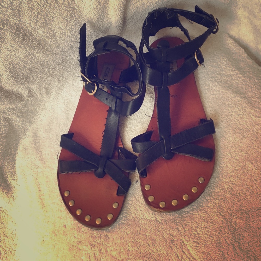 Sandals - Picture 2 of 2
