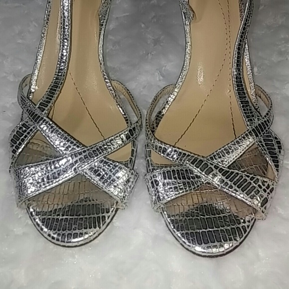 Kate Spade Authentic Silver Snake Kitten Heels 9 - Picture 5 of 7