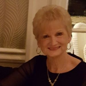 Meet your Posher, Suzanne