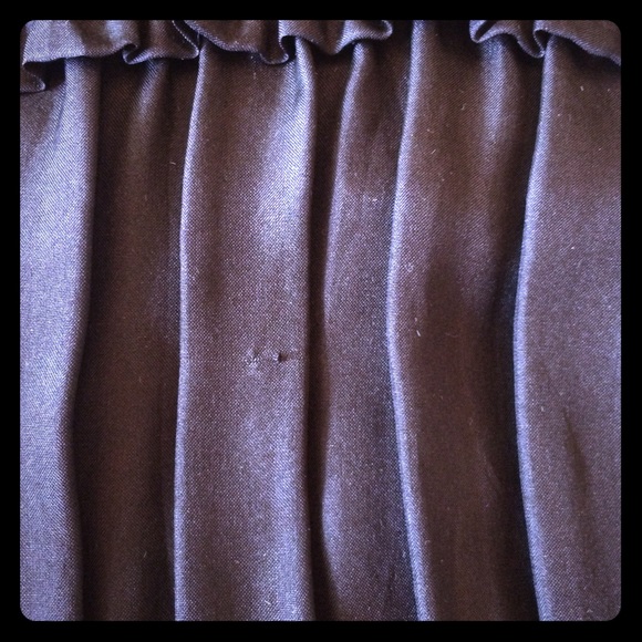 SOLD Theory silk black ruffle top - Picture 4 of 4