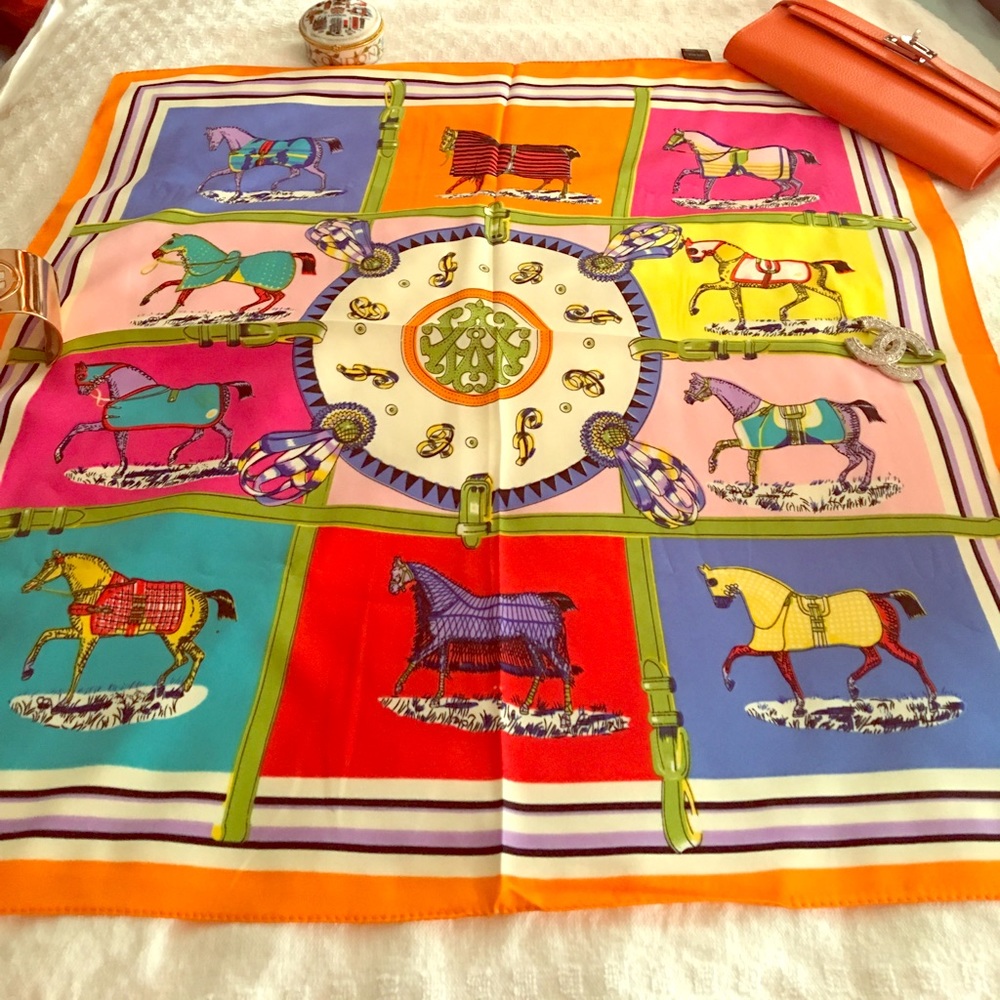 Beautiful 💯 Silk scarves with lovely horses 🐴