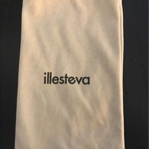 Illesteva Accessories - ILLESTEVA sunglasses Illesteva Accessories - ILLESTEVA sunglasses