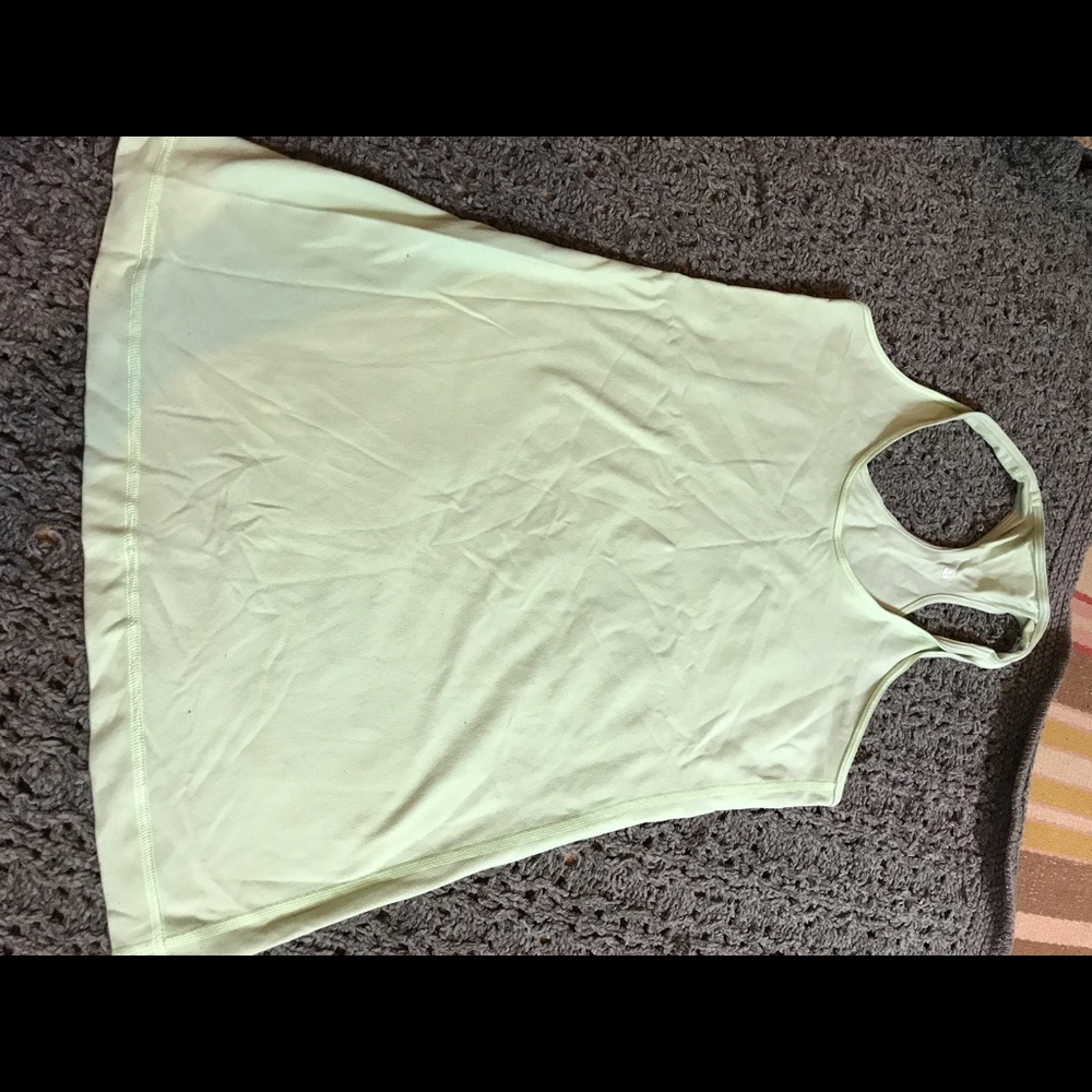 Lululemon tank
