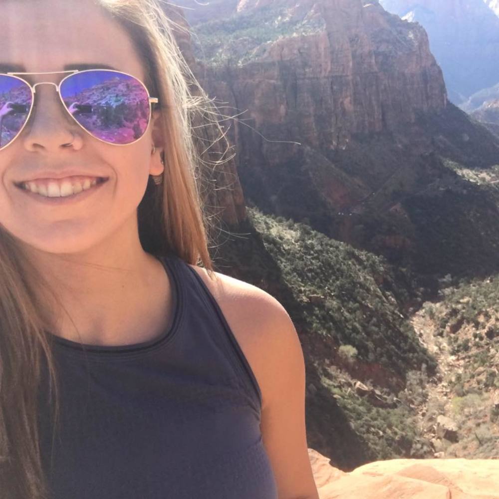 Meet your Posher, Jennifer