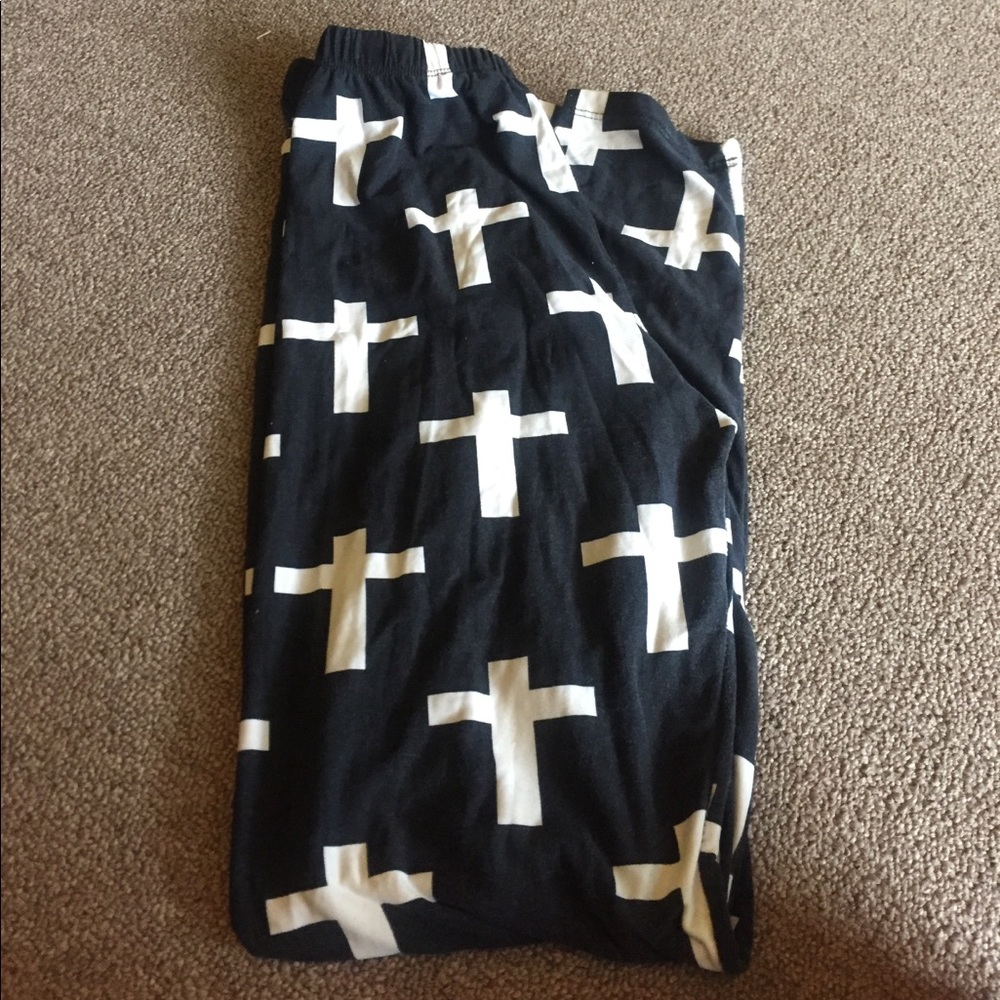 2 for $15...Cross leggings