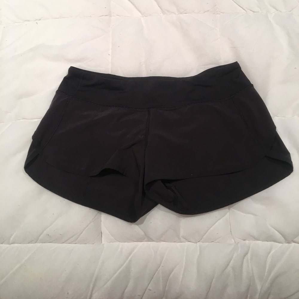 LULULEMON SPEED SHORTS