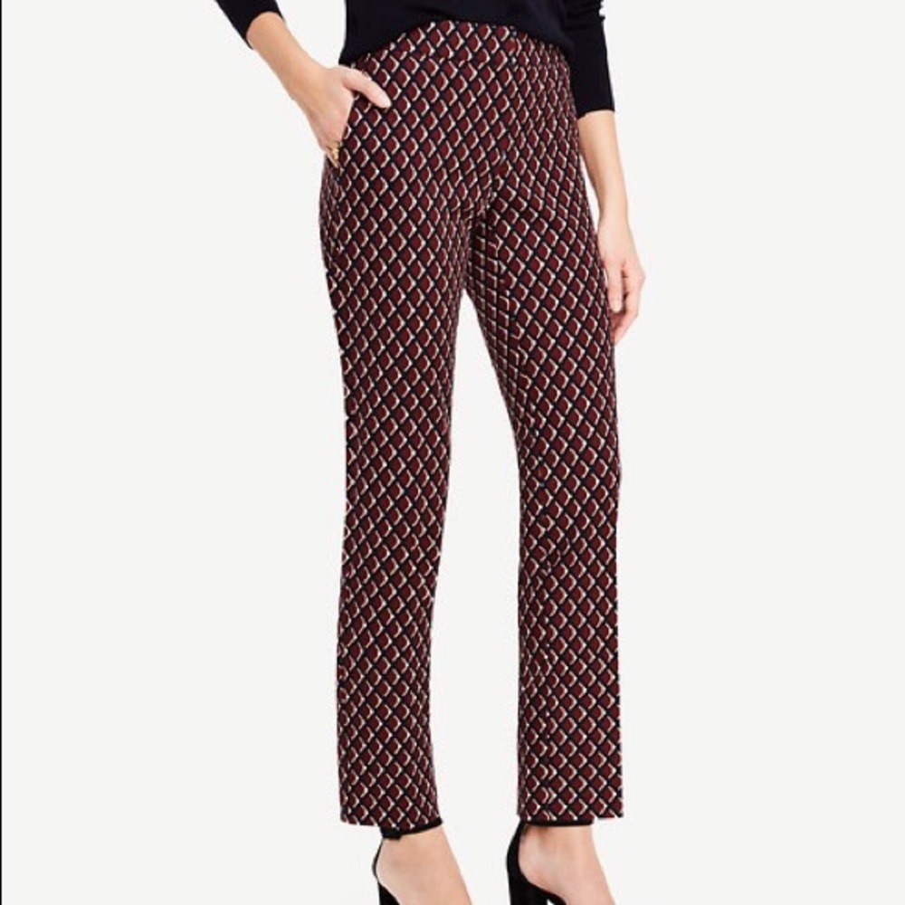 Ann Taylor DarkRed diamond Print pant. size-6P