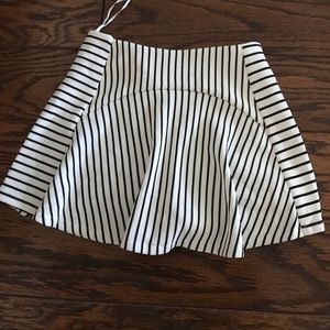 LF Striped Skort