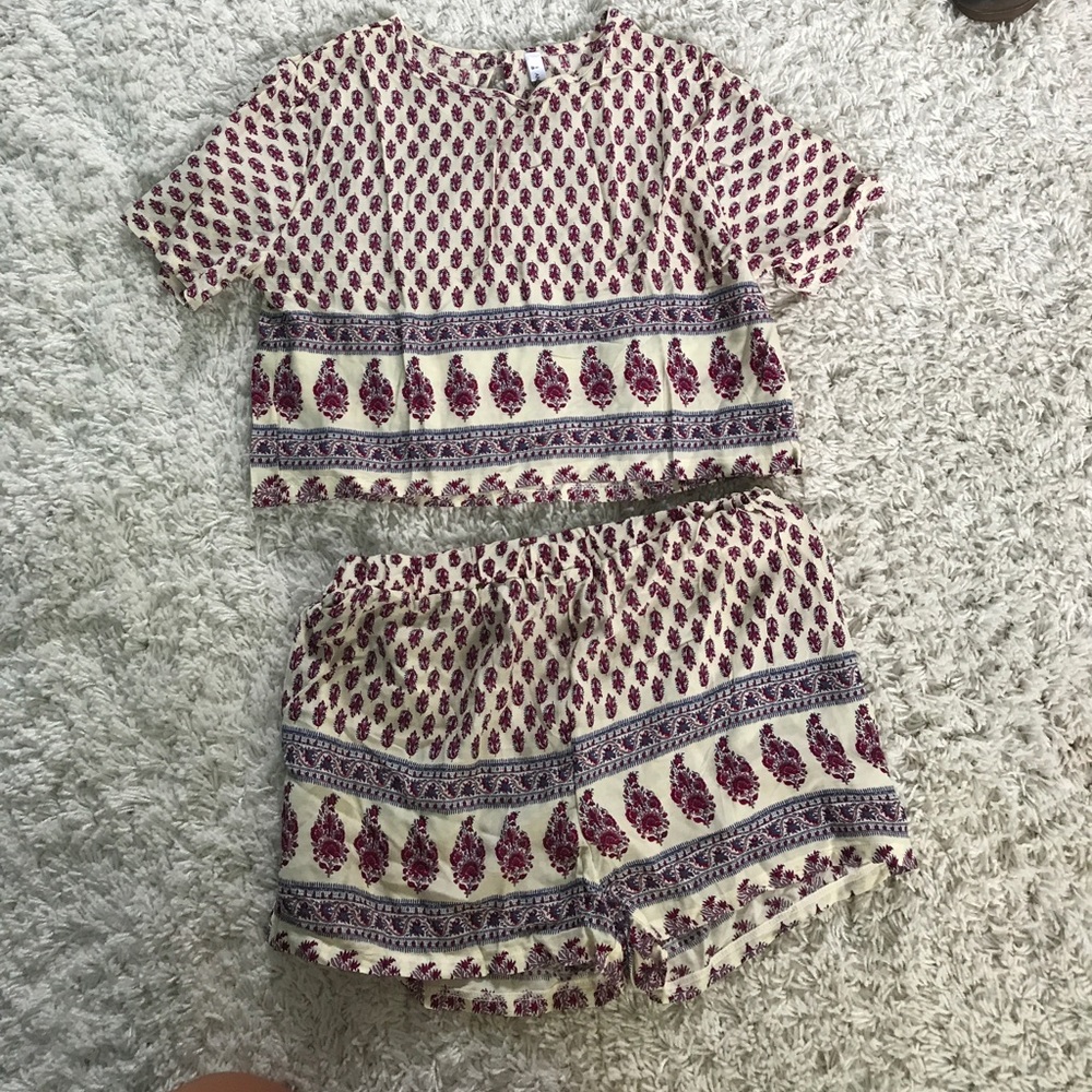 Two piece set