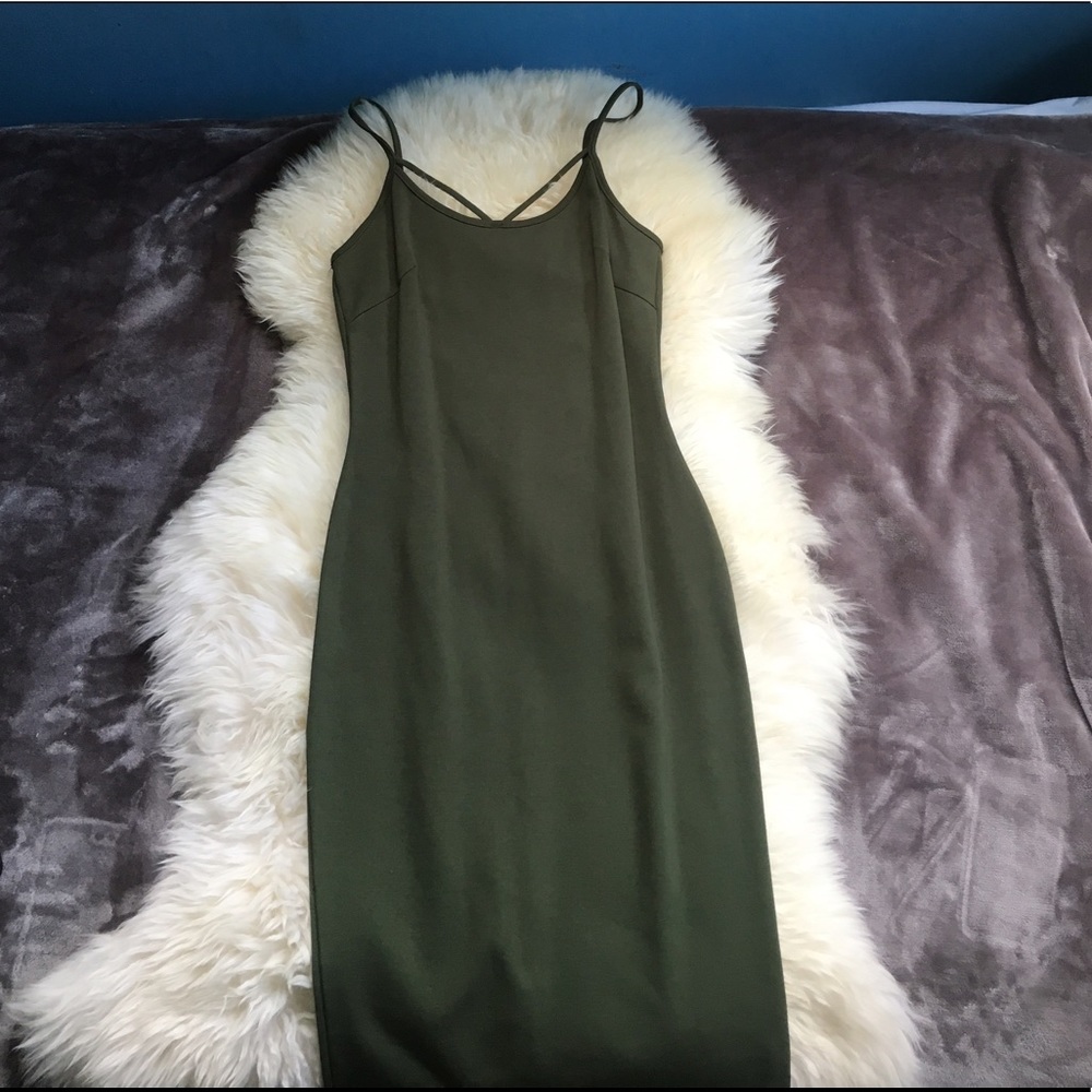Windsor midi bodycon dress