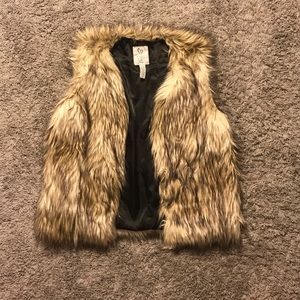 CLOSET CLOSING!!!  Faux Fur Vest