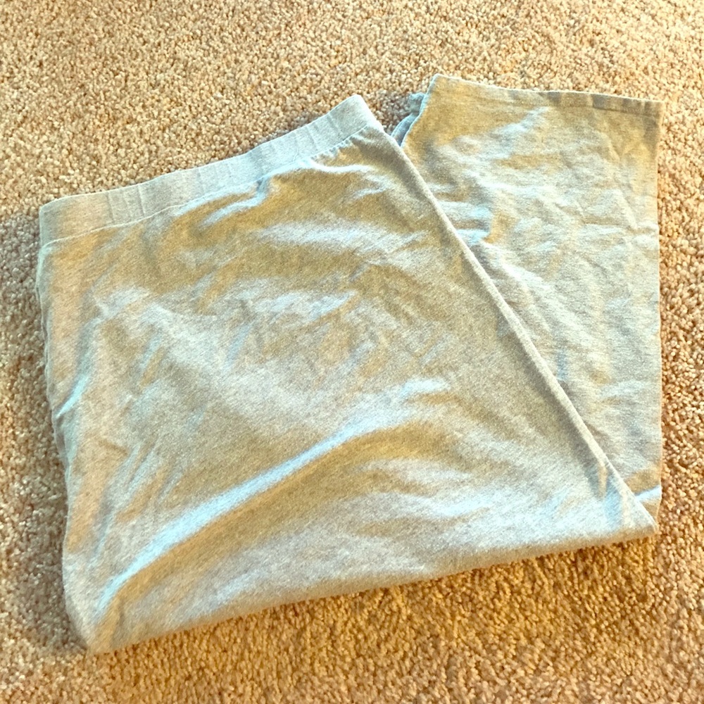 Fashion bug grey cotton capris 4x
