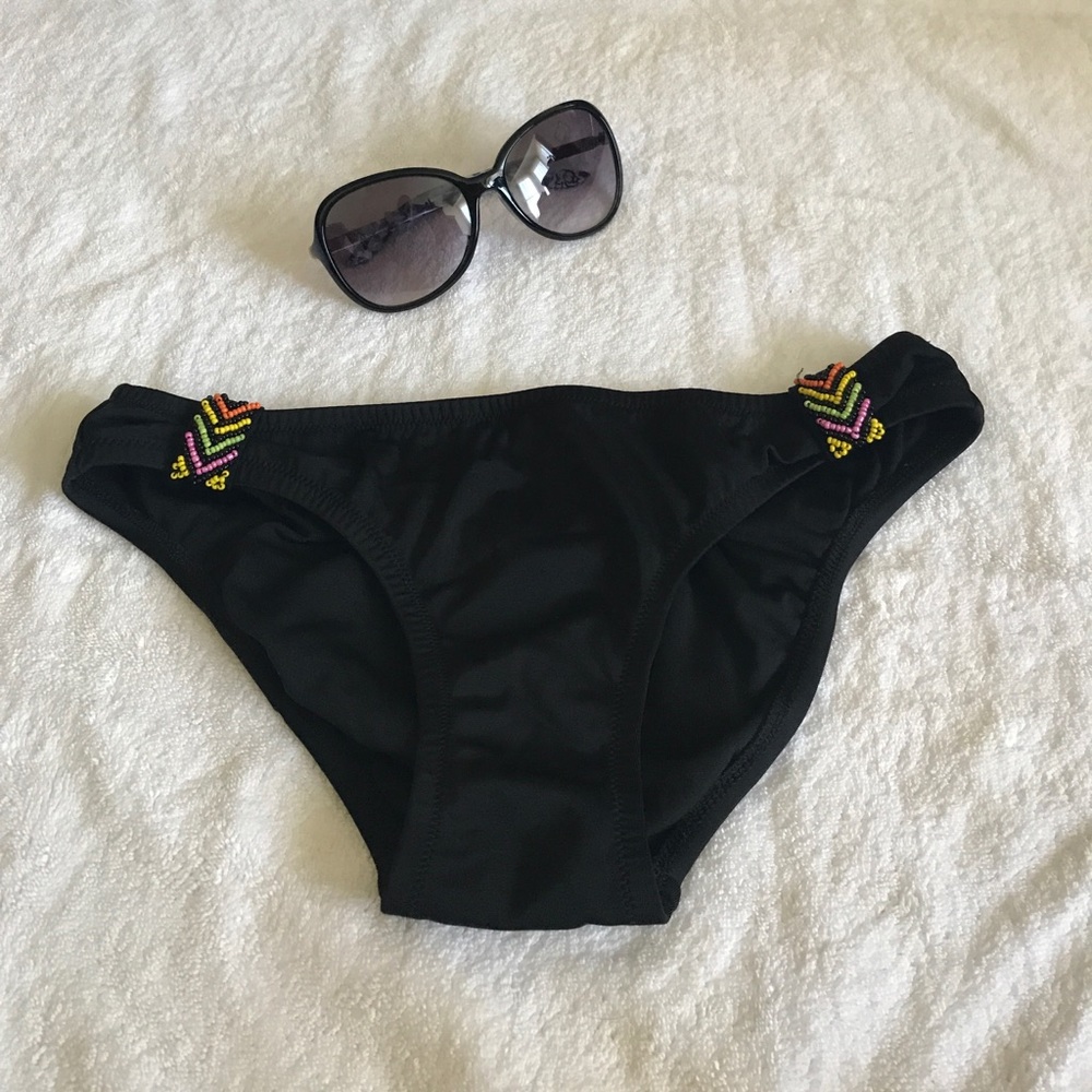 Victoria's Secret beaded bikini bottom 👙 XS