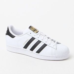 Adidas superstars