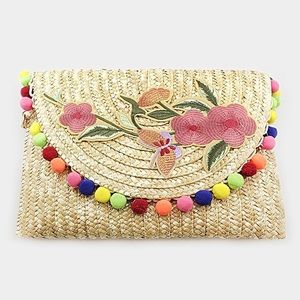 NWT EMBROIDERED FLOWER POM POM STRAW CLUTCH BAG NWT EMBROIDERED FLOWER POM POM STRAW CLUTCH BAG