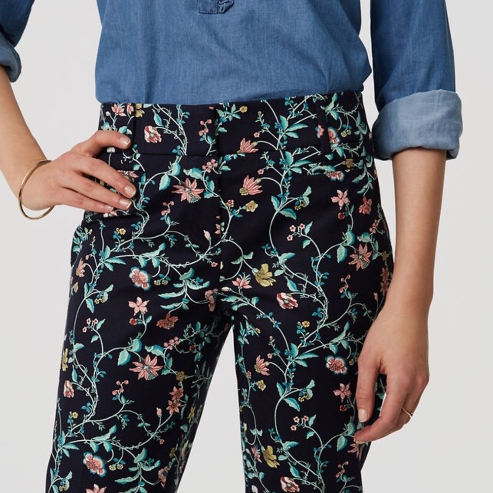 Brand new Ann Taylor LOFT Vine Pants size- size 6.